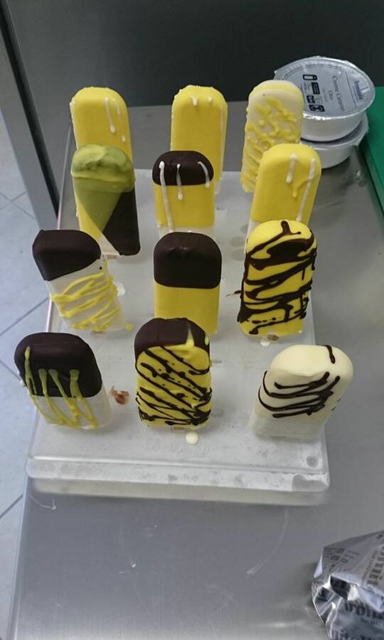 Ice cream recipe with step-by-step stick