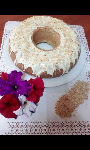Torta con granella di arachide